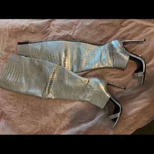 Jennifer Le Open Toe Boots.  Silver.